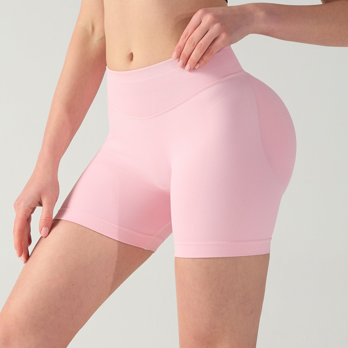 XL Rose Red High-Elastic Hip Yoga Shorts - Seamless Mid-Intensity Pilates Workout Shorts